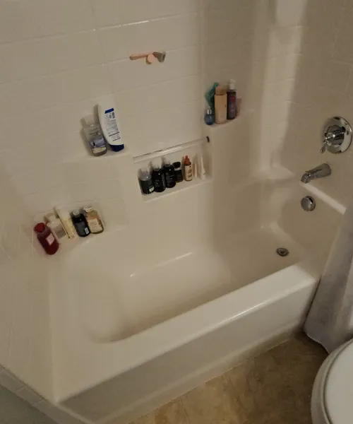 Bathroom Cleaning in Kirkland 